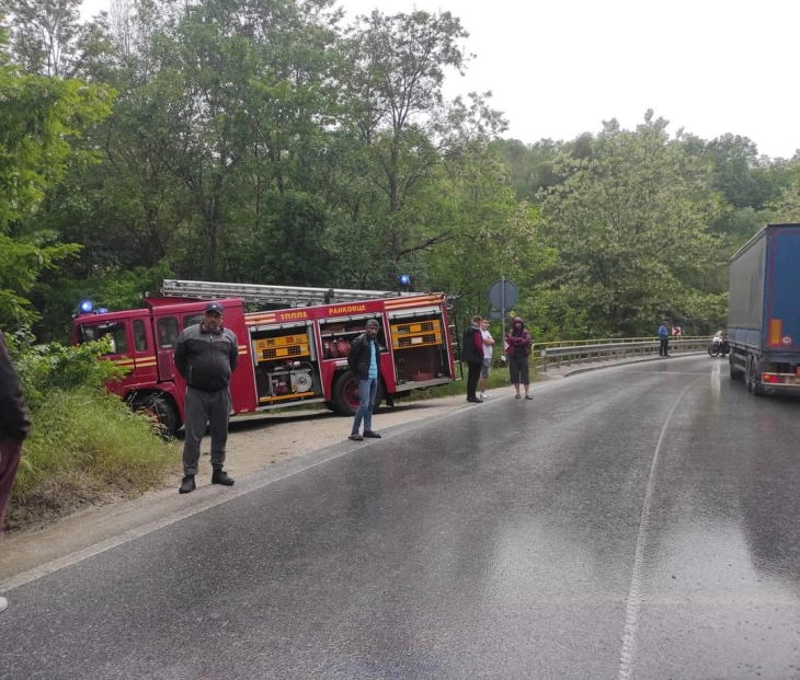 Две лица тешко повредени во сообраќајка кај Ранковце