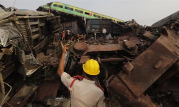 At least 238 die in horrific east India train crash