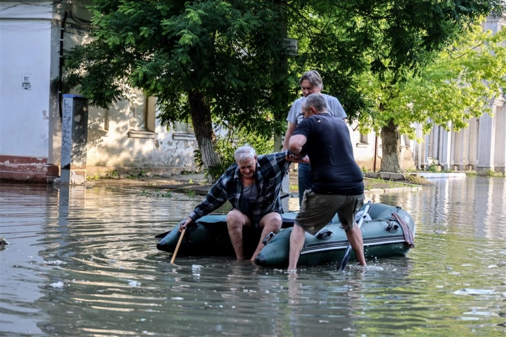 Një deputet ukrainas alarmoi se pasojat për mjedisin jetësor do të zgjasin me dekada