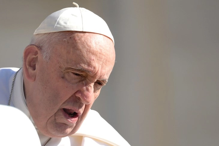 Pope Francis to undergo urgent hernia operation