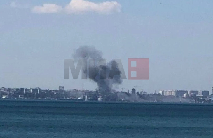 Tre persona vdiqën dhe 10 u plagosën në një sulm me dron rus në Odesa