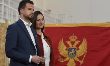 Црногорскиот претседател Милатовиќ отсуствуваше од големата прослава на ПЕС и лидерот Спајиќ 
