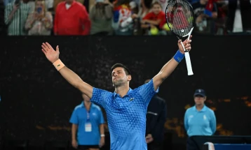 Djokovic wins French Open for record 23rd grand slam trophy