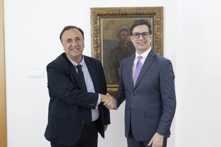 President Pendarovski meets with Honorary Consul Zoran Kjoseski