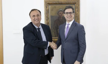 President Pendarovski meets with Honorary Consul Zoran Kjoseski