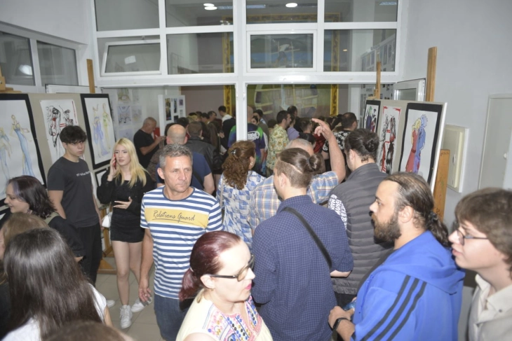 Завршна годишна изложба во ДСУЛУД „Лазар Личеноски“