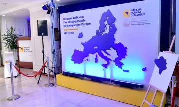 Në Strugë fillon forumi i Prespës për dialog “Familje e zgjeruar evropiane deri në vitin 2030: një mision i (pa)mundur?”