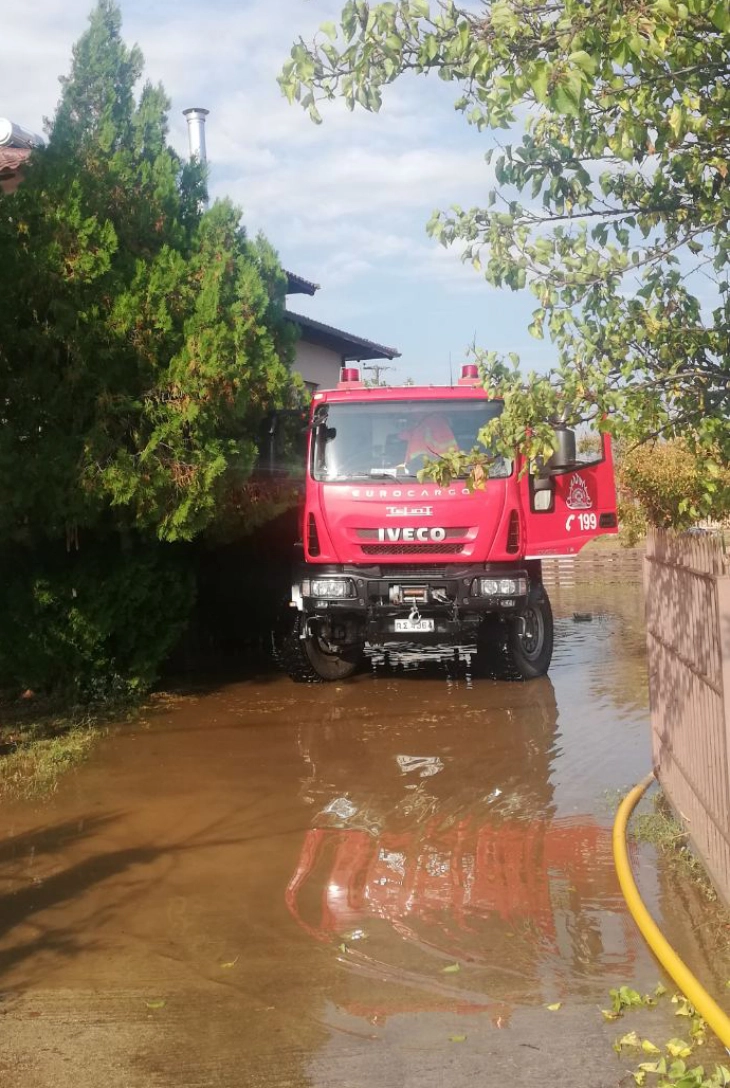 Shirat e dendur shkaktuan përmbytje në Selanik dhe Halkidiki