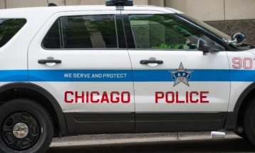 Едно лице загина, неколку се ранети во престрелка во Чикаго