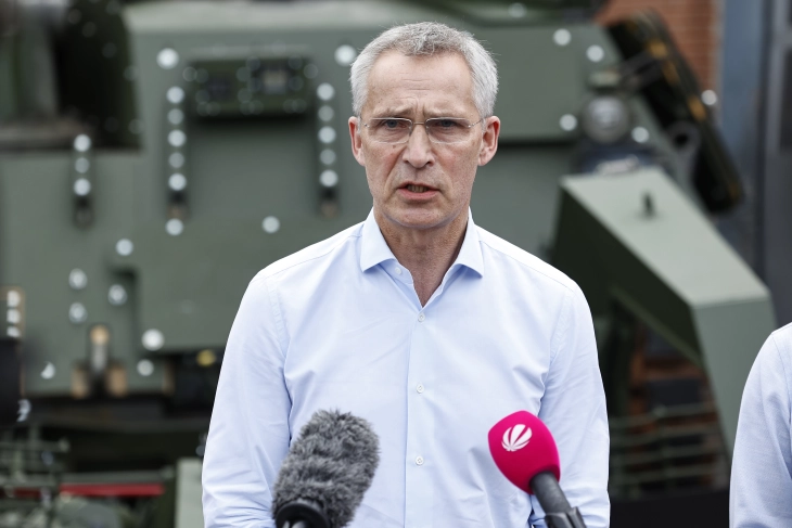 Stoltenberg: NATO do t’i ndihmojë Ukrainës që ta modernizojë ushtrinë e saj