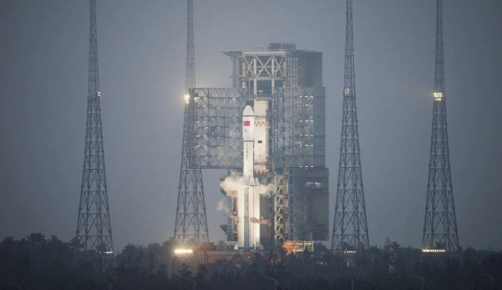 Кина лансираше нов сателит за вселенски експерименти