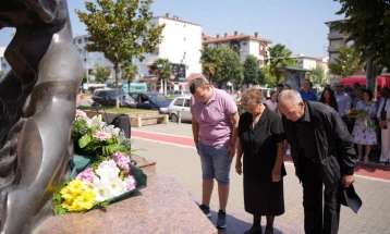 Одбележана годишнината од загинувањето на бранителите Атанас Јанев и Кољо Китанов