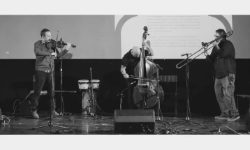 Концерт на џез триото Кондовски, Дробицки и Омерагиќ во КИЦ