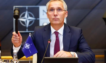 NATO states, unable to find successor, to extend Stoltenberg contract