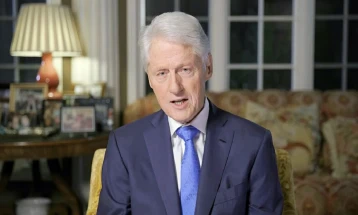 Bill Klinton nesër do të udhëtojë për vizitë dyditore në Shqipëri