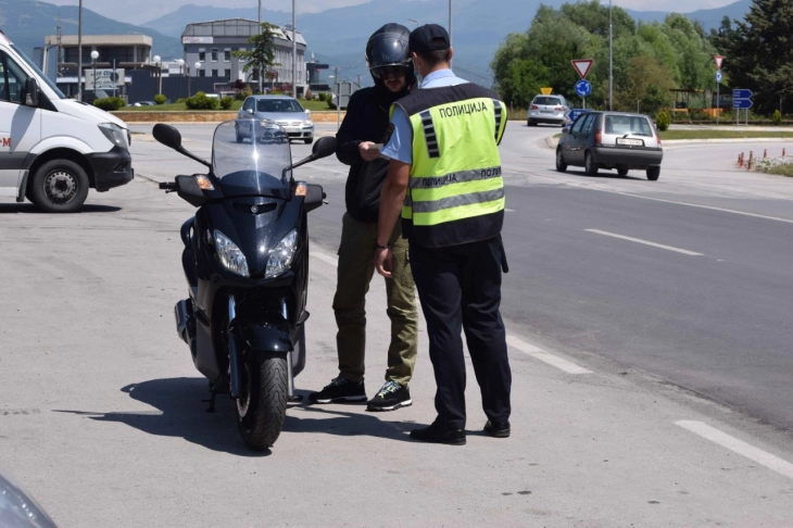 Sanksionohen 1.655 shoferë të motoçikletave gjatë muajit qershor, 49 janë marrë