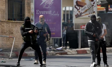 Најмалку девет Палестинци убиени и околу 100 ранети во израелскиот напад врз Џенин