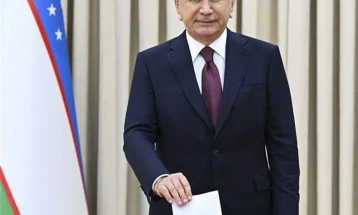 Шавкат Мирзиоев повторно избран за претседател на Узбекистан