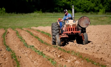 АД МЕПСО: Земјоделците да бидат внимателни во сезоната на наводнување и на жетва