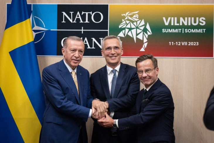Столтенберг: Турција ја пушта Шведска во НАТО