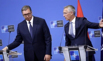 Столтенберг: Загрижени сме за тензијата на Косово, подготвен сум да се сретнам со Вучиќ