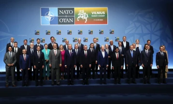 Литванскиот претседател Наузеда го отвори самитот на НАТО во Вилнус 