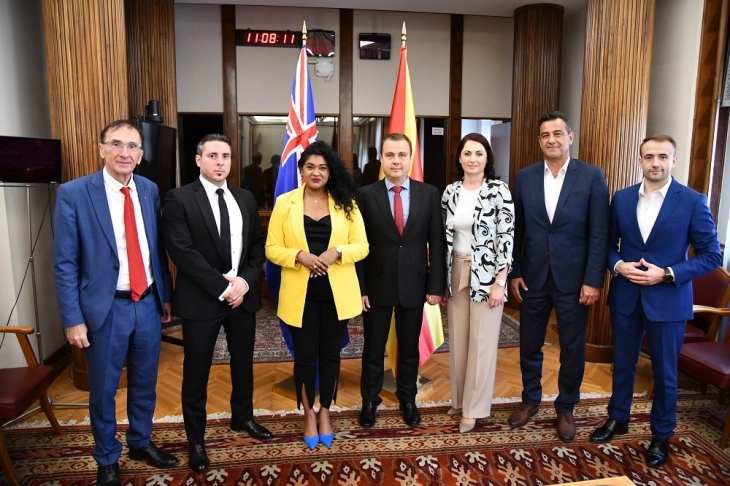 Australian MP Fernando meets members of Parliamentary Cooperation Group