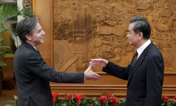 Блинкен се сретна со највисокиот кинески дипломат Ванг Ји