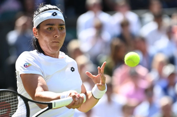 Jabeur beats Sabalenka to reach another Wimbledon final