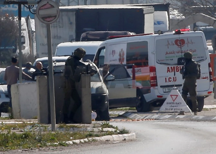 Forcat izraelite vranë një palestinez dhe plagosën katër në Nablus