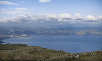 ЦУК:Спасени три лица кои се изгубиле на планината Галичица