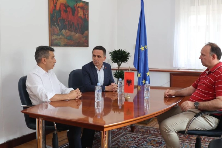 Mexhiti discuses principles of future cooperation with Kasami and Gashi
