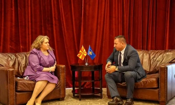 Defense Minister Petrovska attends IDEF' 23 in Istanbul, meets Kosovo Minister Mehaj