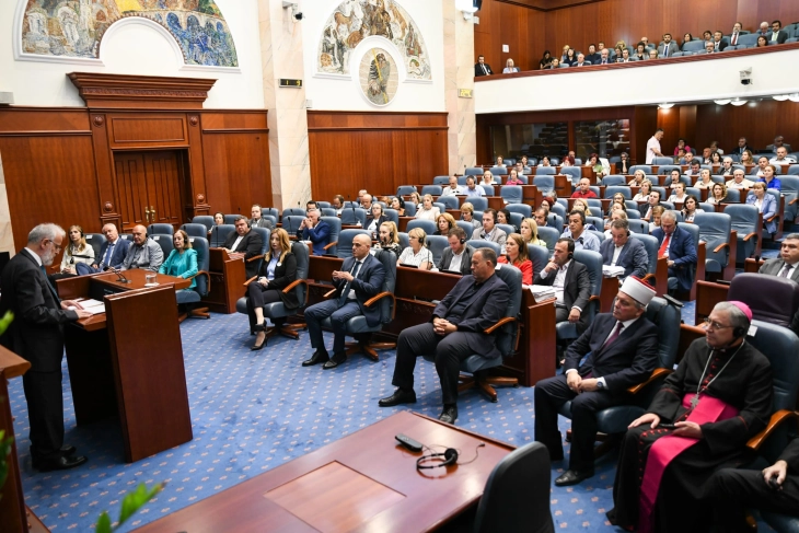 Kovachevski and Xhaferi address Parliament session marking 60 years since Skopje earthquake