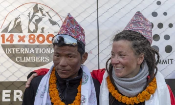 Кристин Харила и нејзиниот водич Тенџин Шерпа за 92 дена ги искачија 14-те највисоки врва