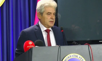 Ali Ahmeti: Të gjithë ministrat e BDI-së i dorëzuan kryeministrit Kovaçevski dorëheqjet për zhbllokimin e së ardhmes evropiane të vendit