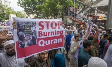 Зошто муслиманите се противат на палењето на Куранот: Божја реч