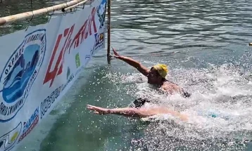 Поп Ацев најбрз на Илинденскиот пливачки маратон
