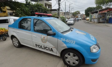 Во рација во Рио де Жанеиро девет лица загинаа, двајца полицајци се ранети