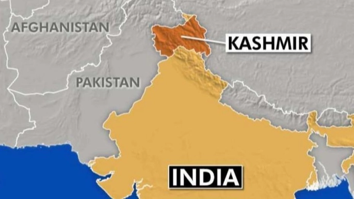 Tre ushtarë indianë humbën jetën gjatë të shtënave në Kashmir