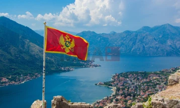 Ден одмор во Црна Гора чини 70 - 100 евра, во просек