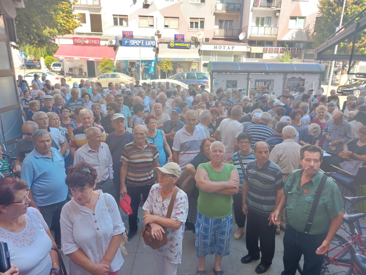 Прилепските пензионери ги продолжуваат протестните собири за линеарно зголемување на пензиите