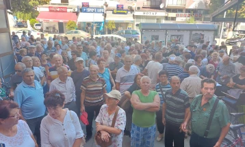 Прилепските пензионери ги продолжуваат протестните собири за линеарно зголемување на пензиите