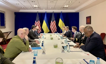 Кулеба од Блинкен побара САД да испратат во Украина ракети со долг досег АТАКМС