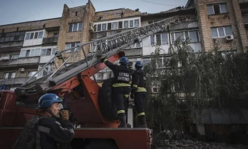 Петмина загинати и 18 ранети во руски ракетен напад врз градот Покровск, на истокот од Украина
