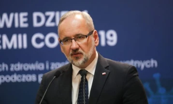 Сменет полскиот министер за здравство поради скандал со покажување рецепт