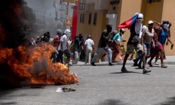 Mbyllet Ambasada e SHBA-së në Port-o-Prens pas trazirave të dhunshme dhe të shtënave të djeshme