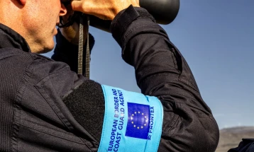 Фронтекс: Рекордни нивоа на илегални преминувања на границите на ЕУ