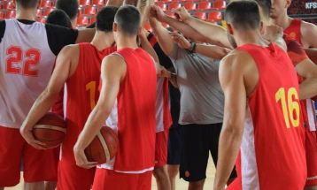 Стартен пораз на македонските кошаркари во олимписките претквалификации