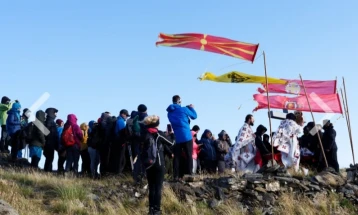 Божествената евхаристија по осми пат на врвот Голем Крчин